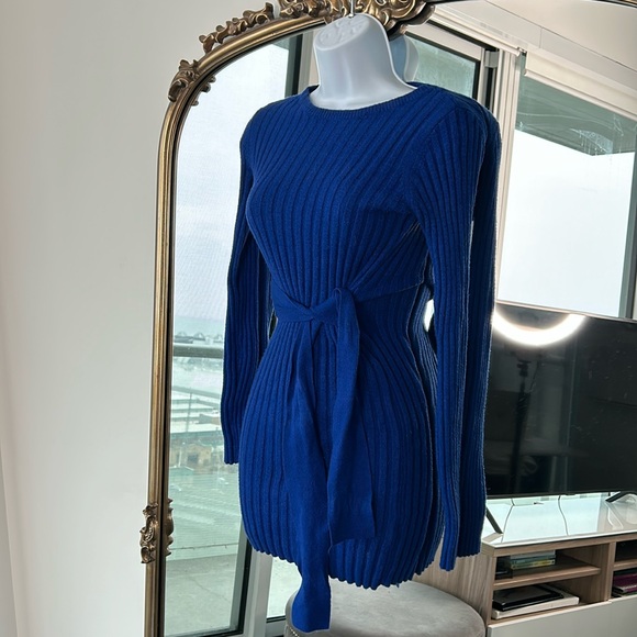 Winter Knitted Mini Dress Small - Picture 4 of 7